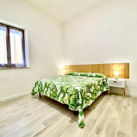 Riva Marina, Sulla Appartamento